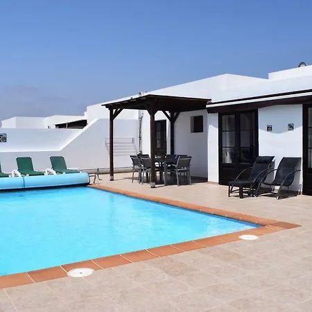 Villa Imogen With New Heated Swimming Pool *