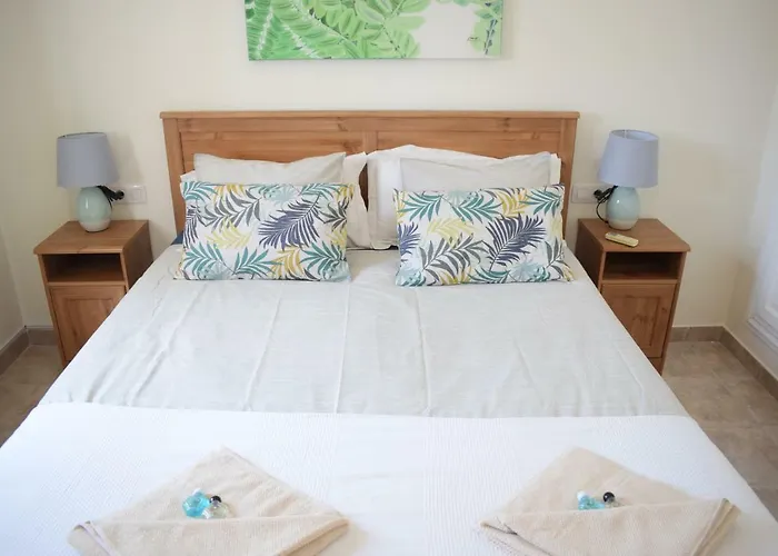 Imogen With New Heated Swimming Pool Playa Blanca (Lanzarote)