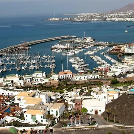 Imogen With New Heated Swimming Pool 普拉亚布兰卡