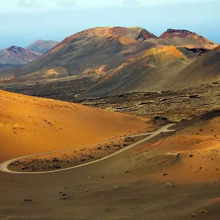 Imogen With New Heated Swimming Pool Vila Playa Blanca (Lanzarote)